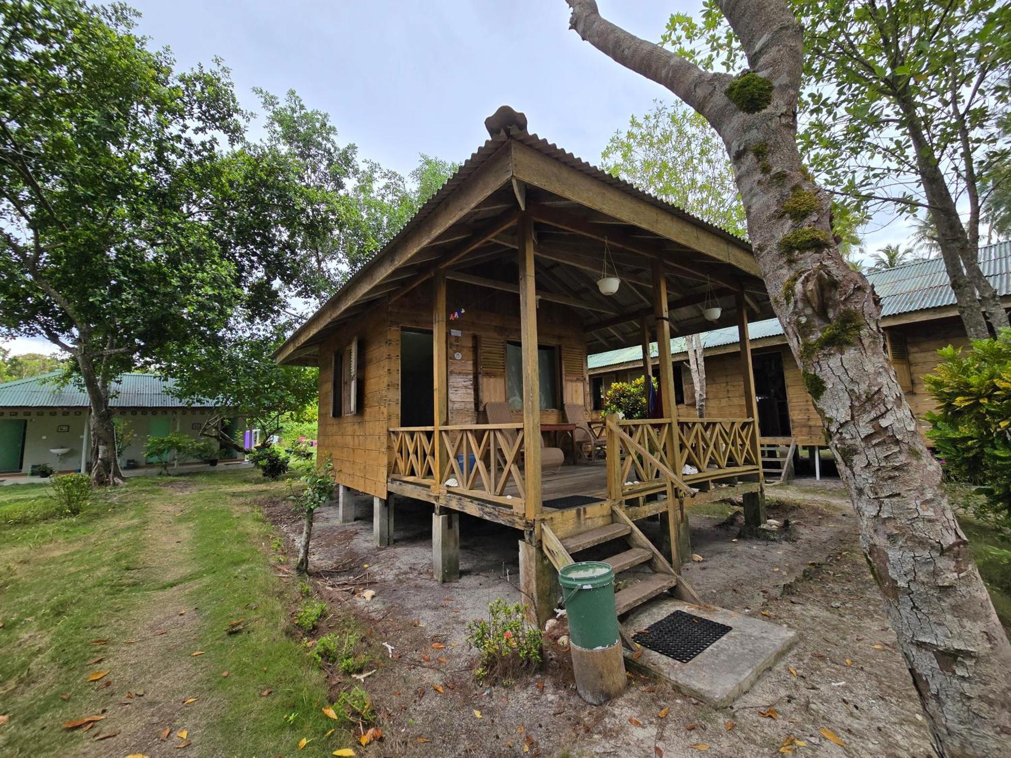 Mb Palambak Island Resort Pulau Banyak Aceh Singkil Pulau Palambakbesar Exterior photo